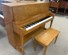 Baldwin Hamilton 243 oak studio piano